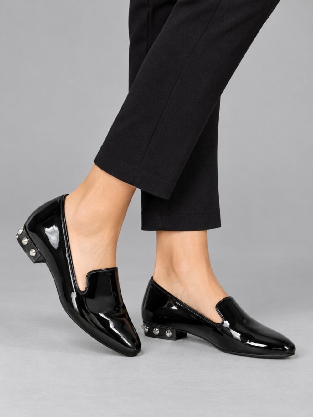 EUC Marc Fisher black loafers, w. silver studded heel